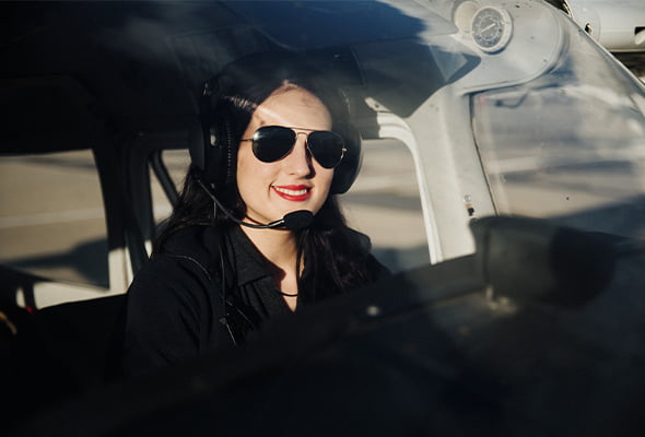 female-pilot